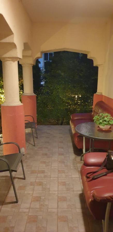 Hotel Casa Rosa à Băile Olăneşti Extérieur photo