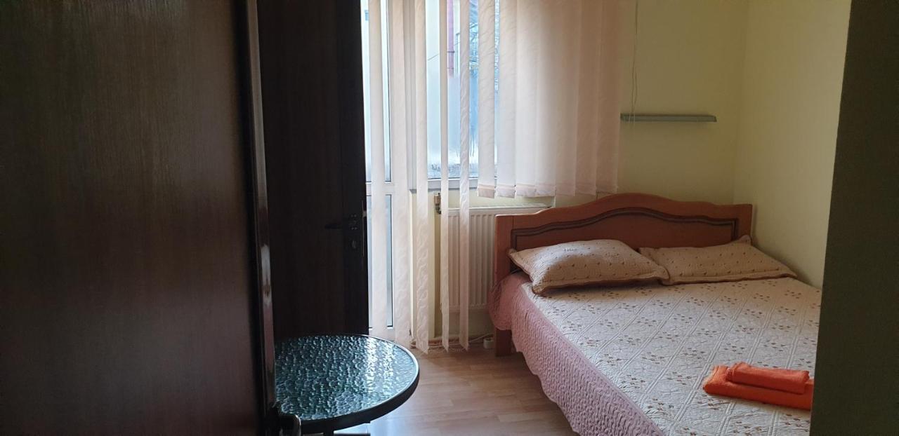 Hotel Casa Rosa à Băile Olăneşti Extérieur photo