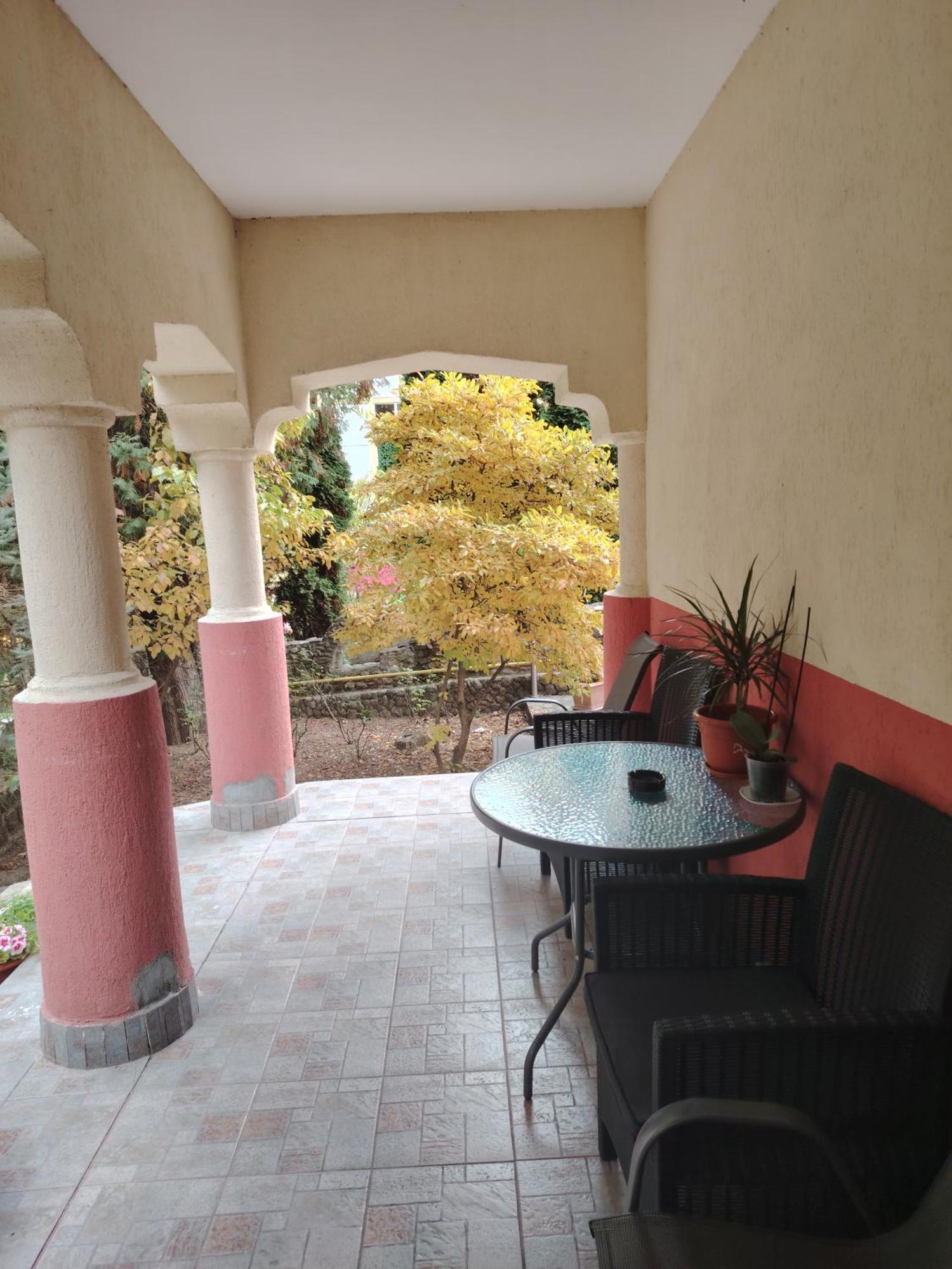 Hotel Casa Rosa à Băile Olăneşti Extérieur photo